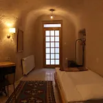 Pinhan Cave ホテル ウチヒサール