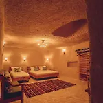 Pinhan Cave * ウチヒサール