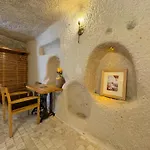 Pinhan Cave ウチヒサール