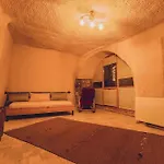ホテル Pinhan Cave *