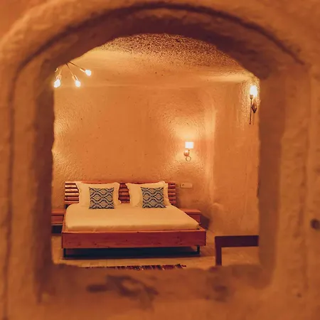 Pinhan Cave Учисар