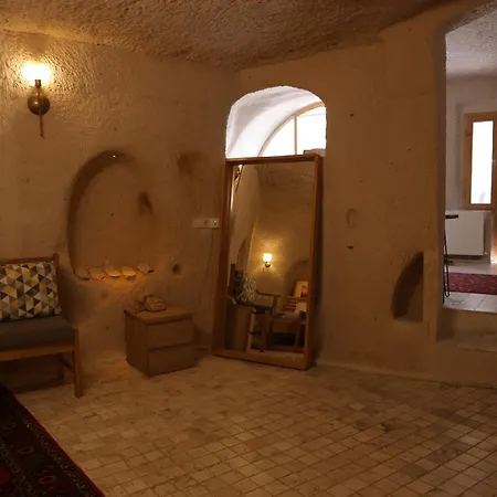 Отель Pinhan Cave *