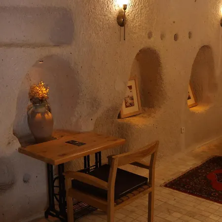 Pinhan Cave Отель Учисар