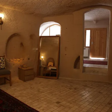 Pinhan Cave * Üçhisar