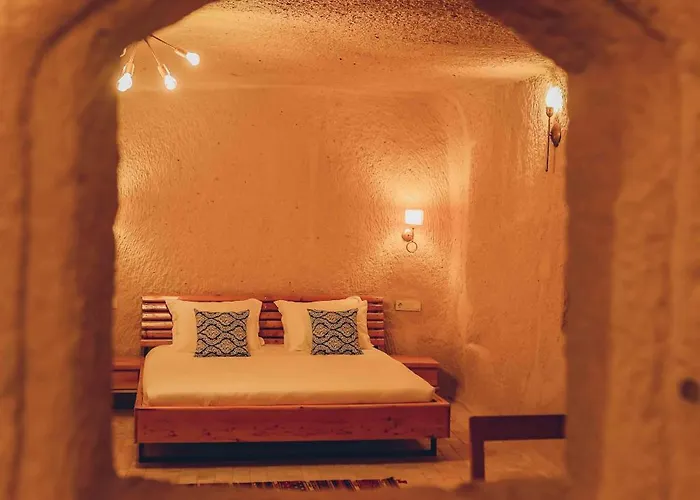 Pinhan Cave Üçhisar