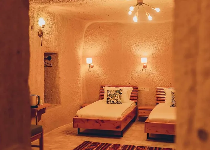 Pinhan Cave * Üçhisar