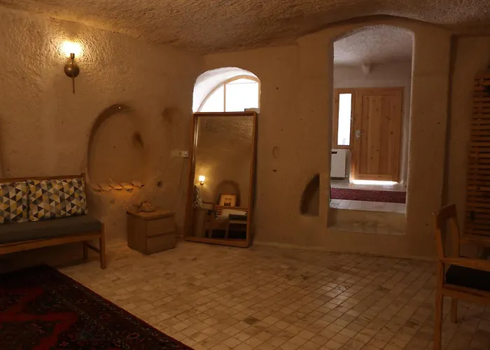 Pinhan Cave * Üçhisar