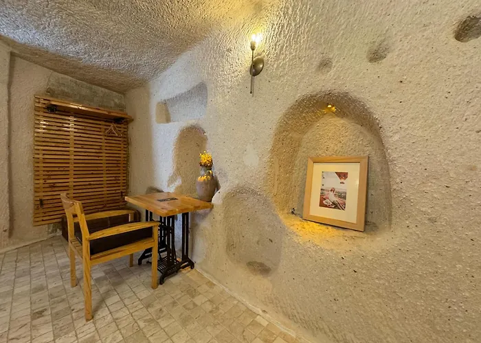 Pinhan Cave Üçhisar