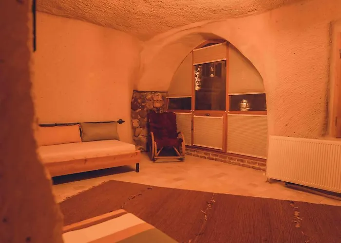 Pinhan Cave * Üçhisar