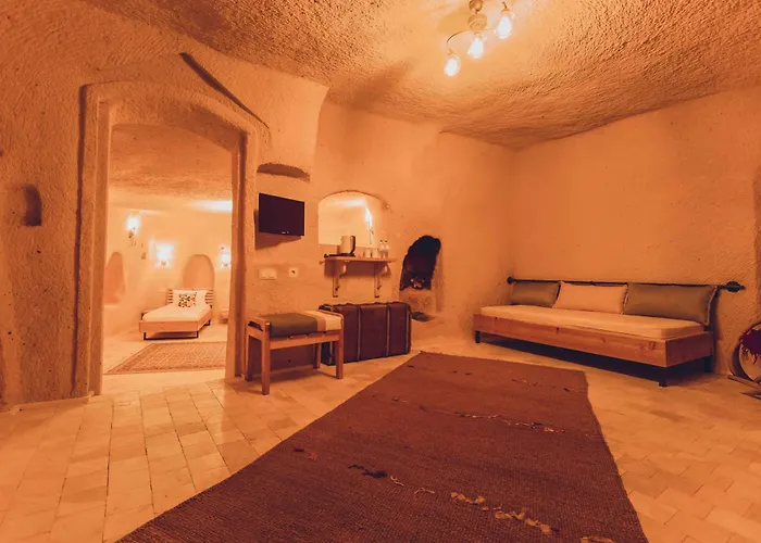 Pinhan Cave Üçhisar